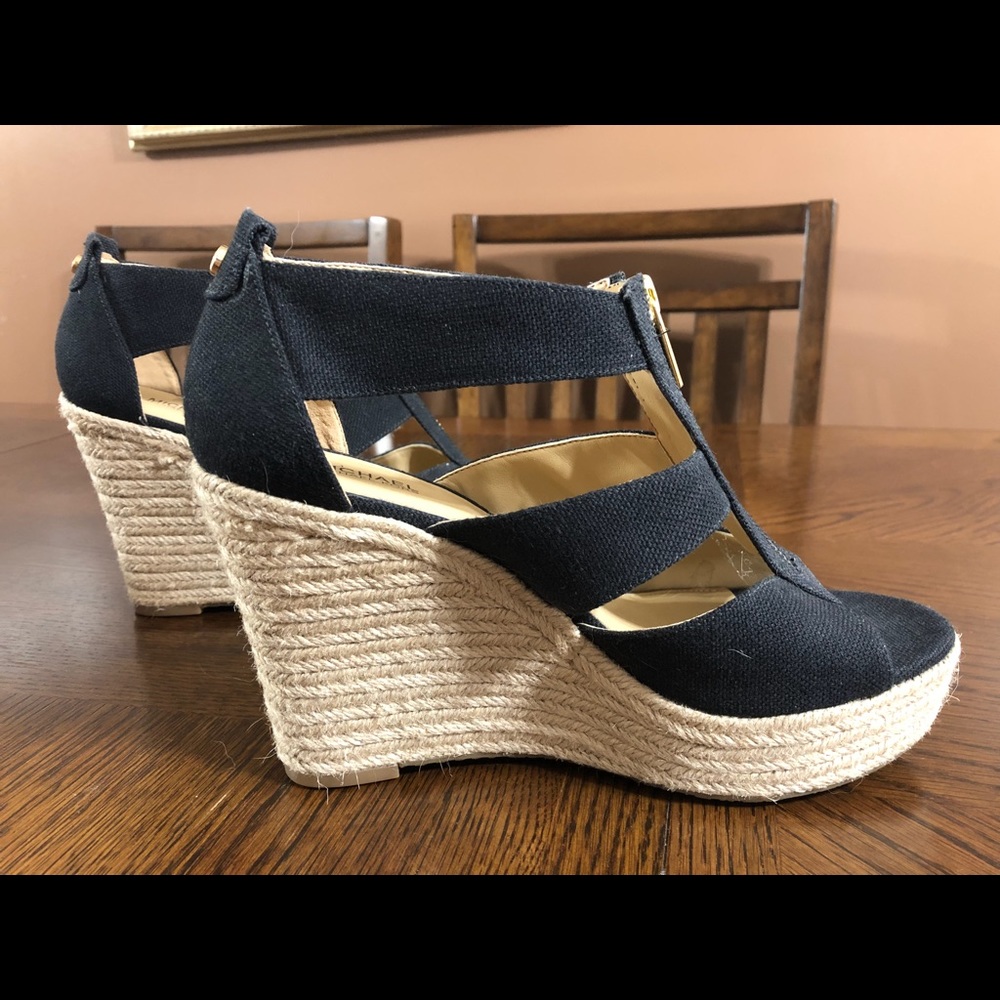 MICHAEL KORS WEDGES